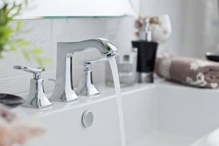 Faucet Repair & Replacement Thumbnail